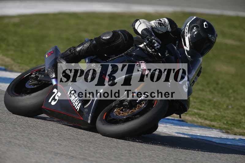 /Archiv-2024/02 29.01.-02.02.2024 Moto Center Thun Jerez/Gruppe schwarz-black/75